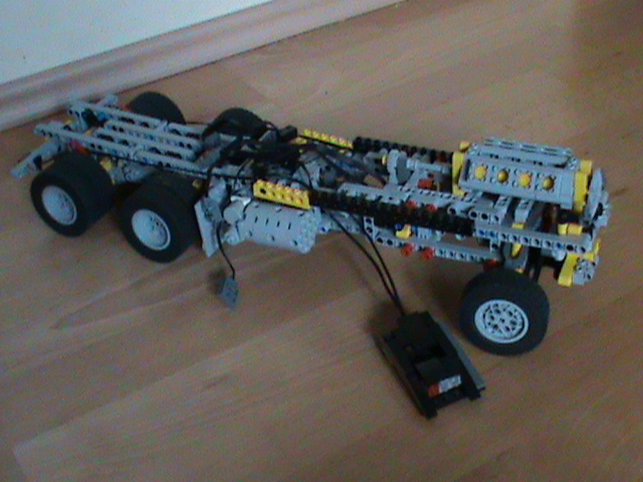 Kegi Liebherr 1250, és Lego Kamion +SBrick