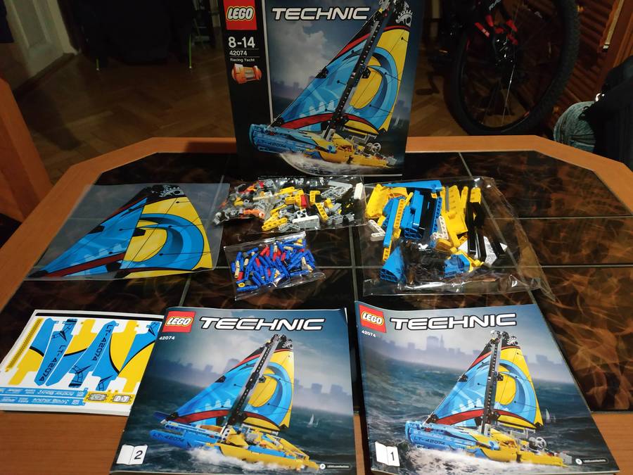 Racing Yacht
