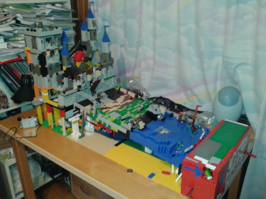 Castlepinball-LEGO flipper