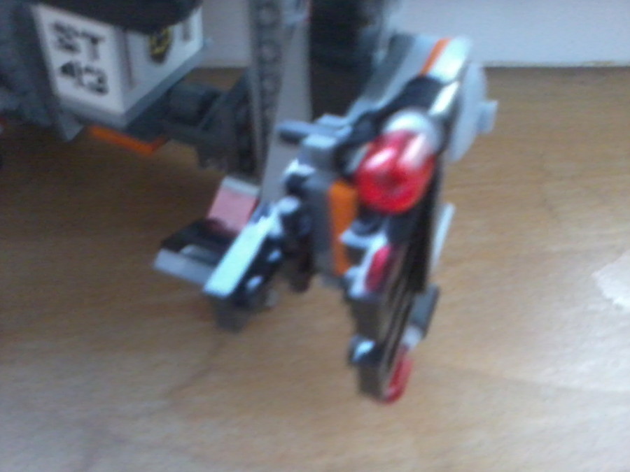 Lego movie: exo-suit