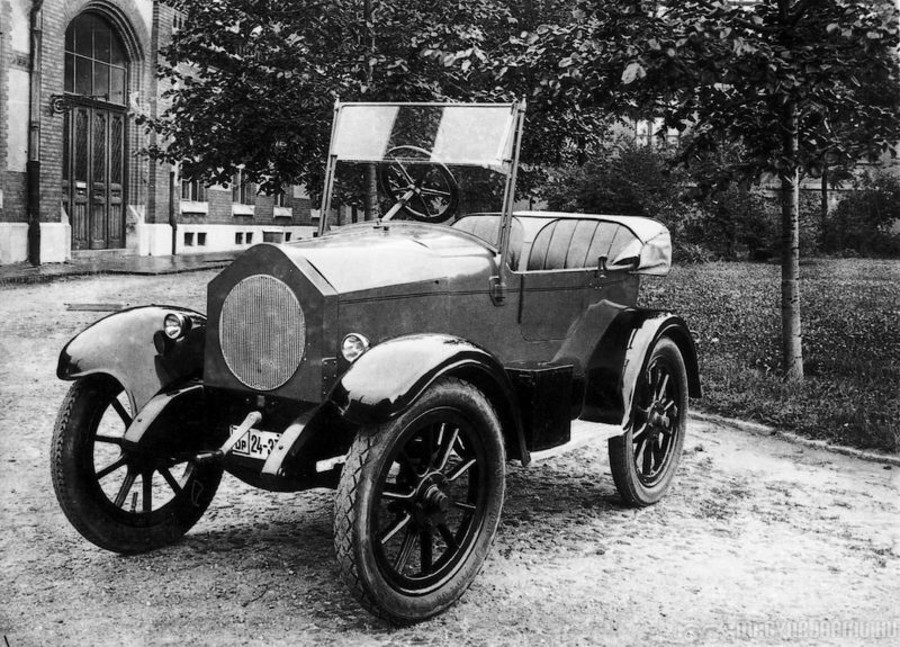 1906 Csonka építés alatt
