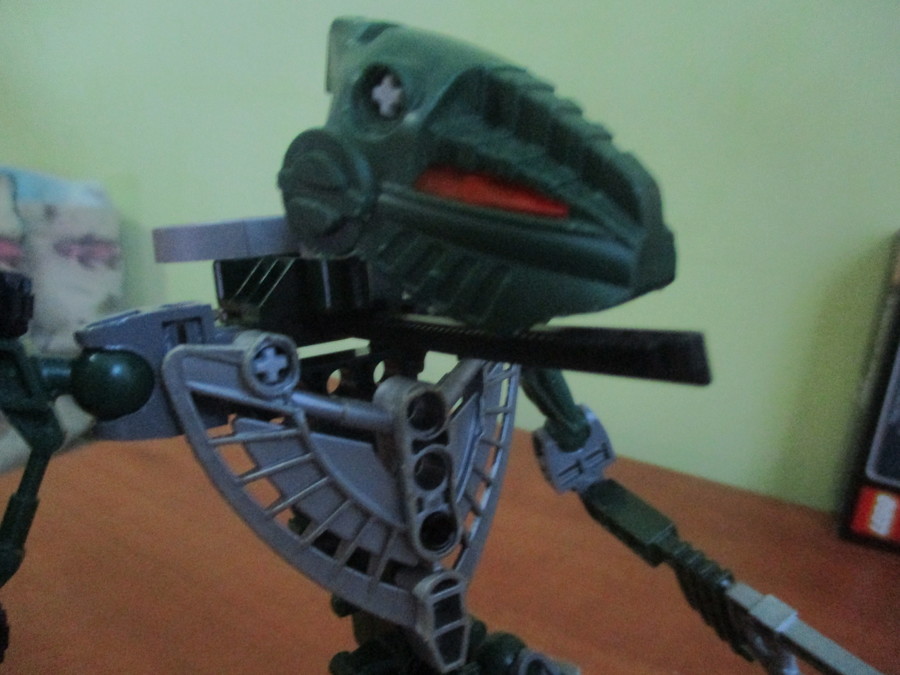 8740