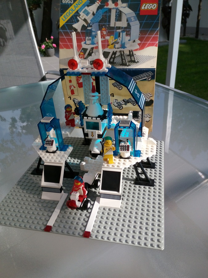 6953 Cosmic Laser Launcher