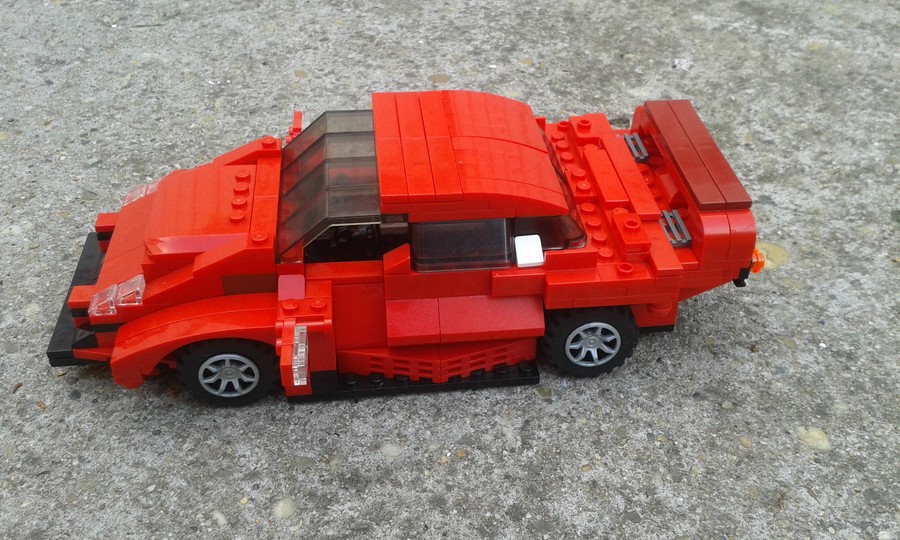 LEGO Ferrari F40
