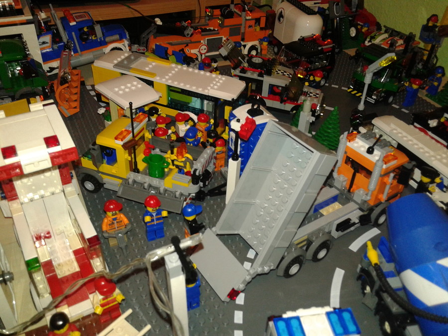 LEGO város, és az enyém :)