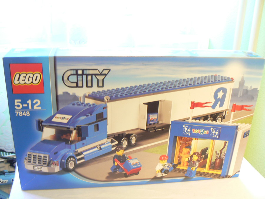 Toys'R'Us kamion 2010-ből