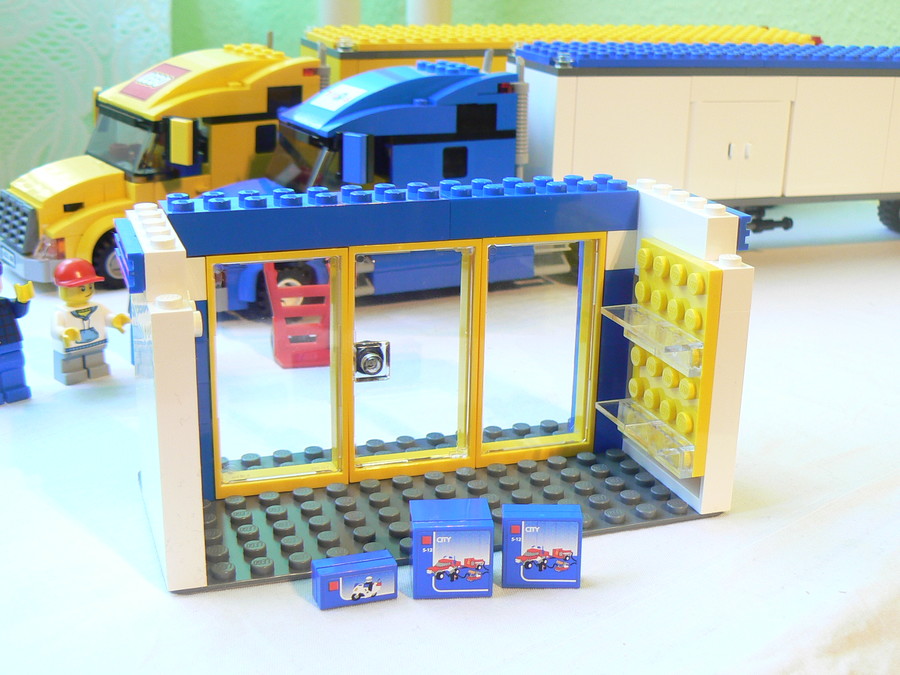 Toys'R'Us kamion 2010-ből