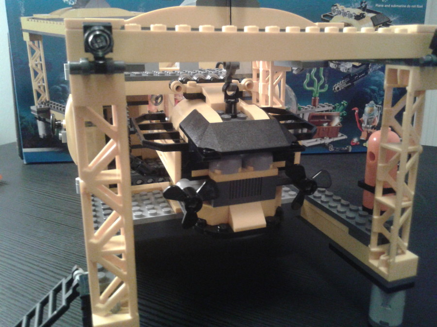 Mélytengeri irányító bázis