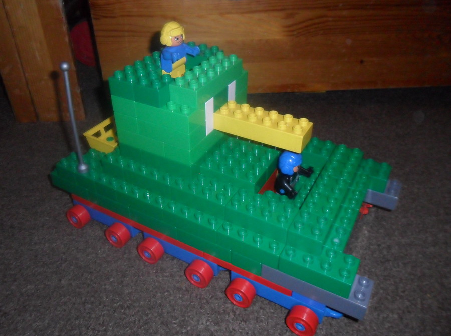 Duplo tank