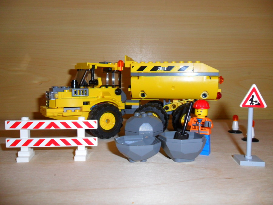 7631 Dömper