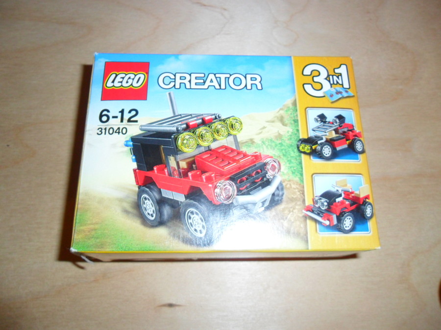 31040 Sivatagi járművek