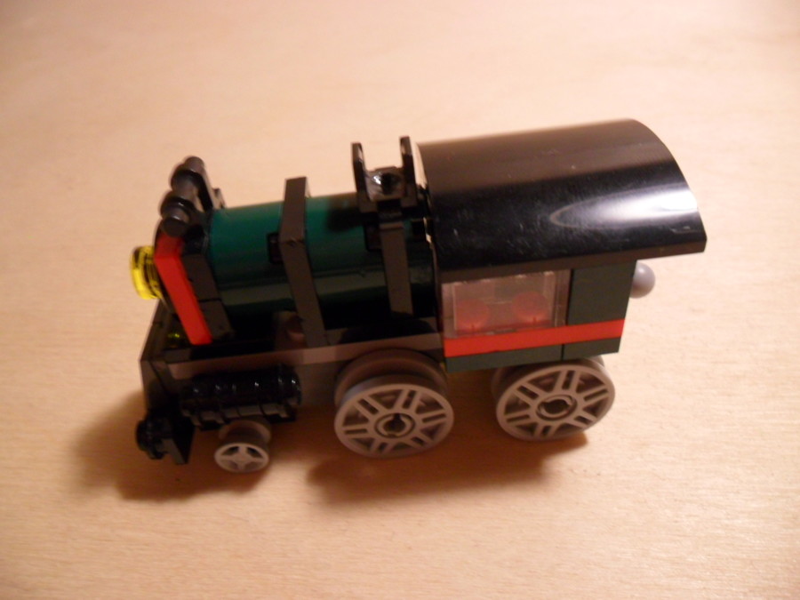 31015 Smarag Expressz