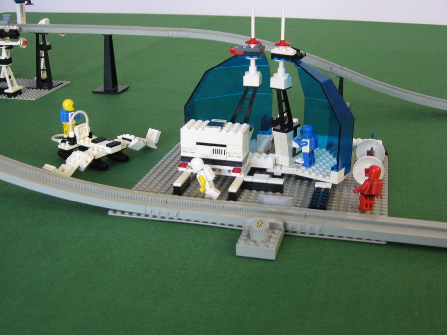 Lego Space Monorail Tr. System