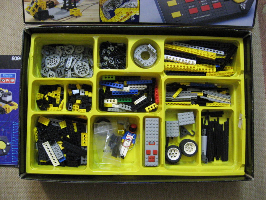 8094-Technic robotkar