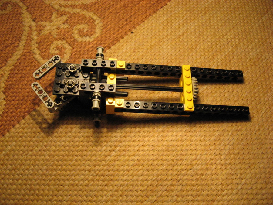 8094-Technic robotkar
