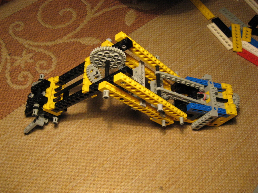 8094-Technic robotkar