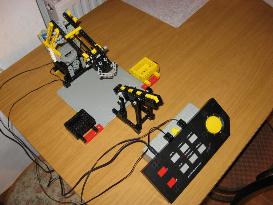 8094-Technic robotkar