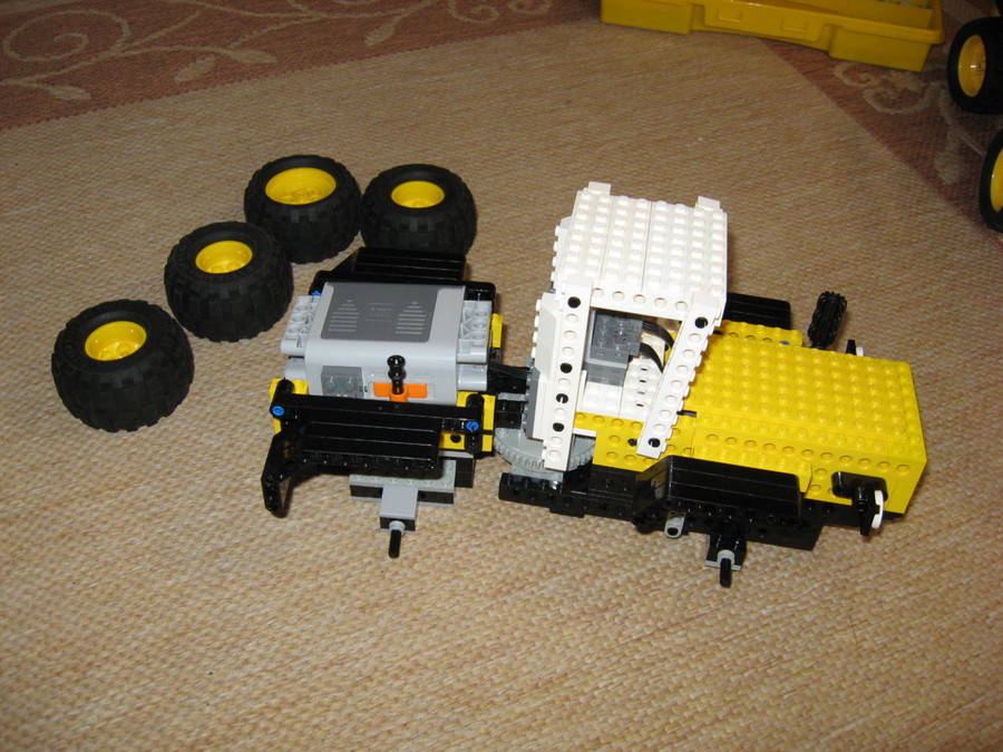 Lego RÁBA-Steiger 4WD