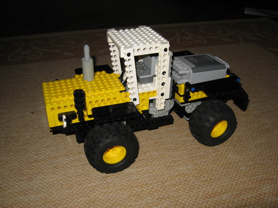 Lego RÁBA-Steiger 4WD