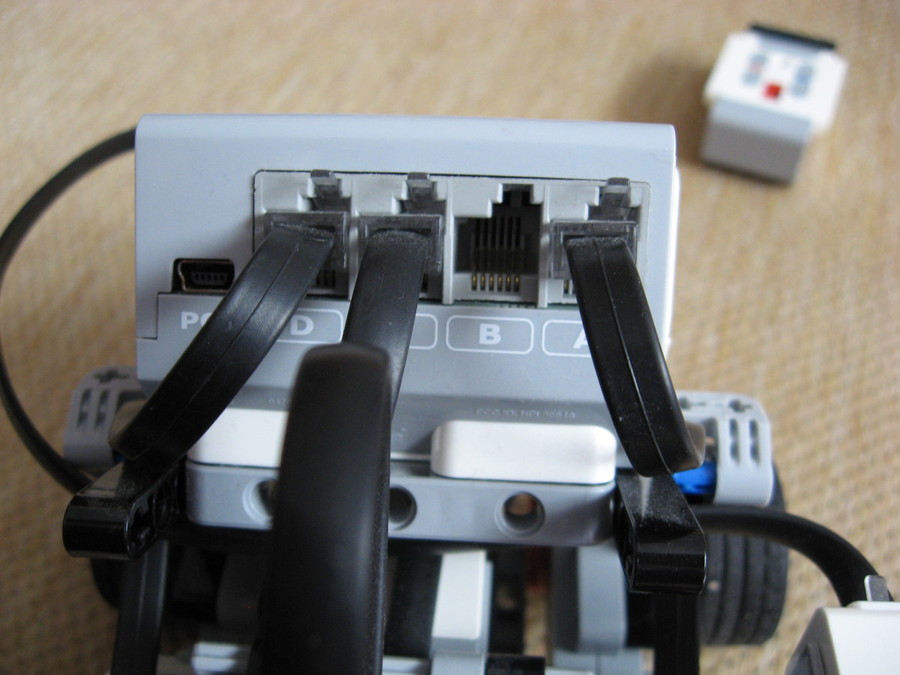 EV3