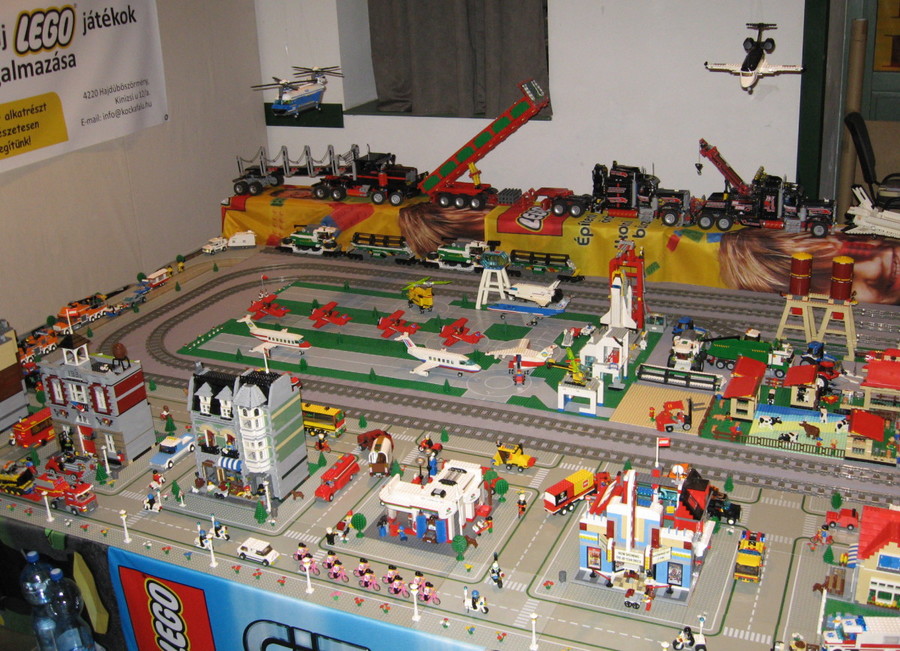 LEGO Kiállítást építettünk
