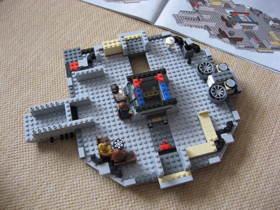 StarWars Milleneum Falcon