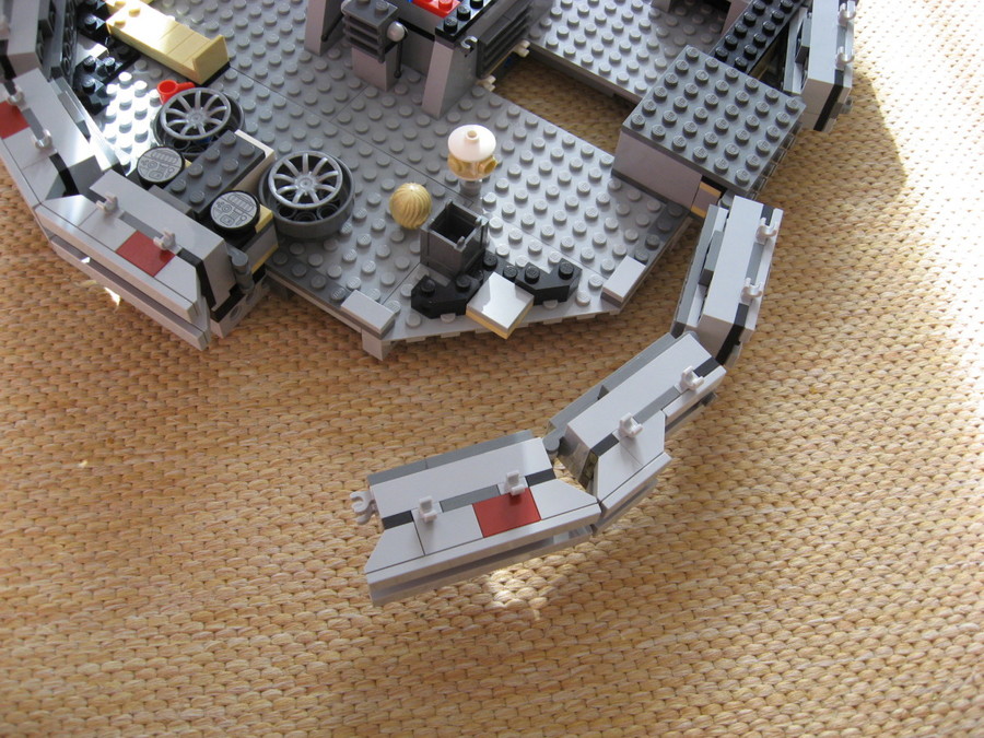 StarWars Milleneum Falcon