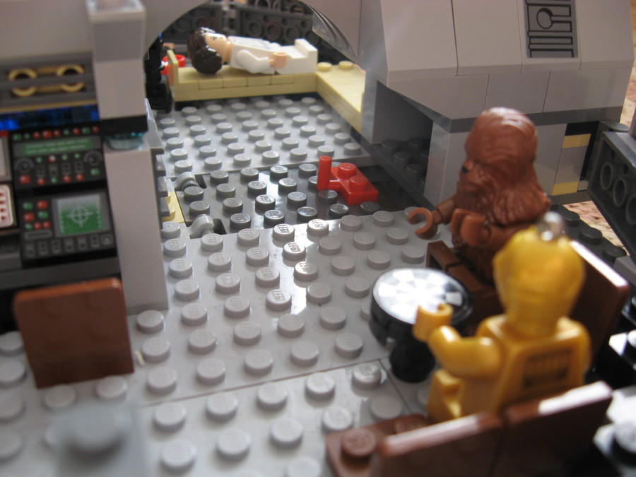 StarWars Milleneum Falcon