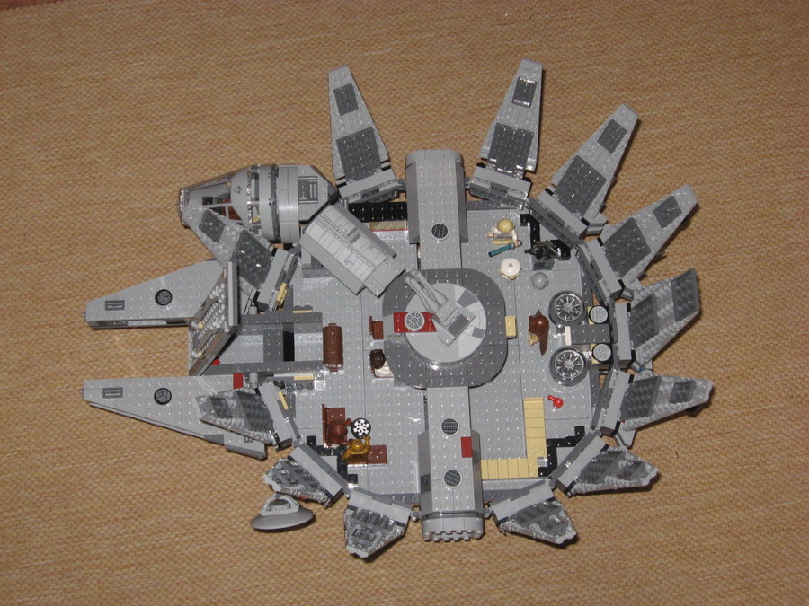 StarWars Milleneum Falcon