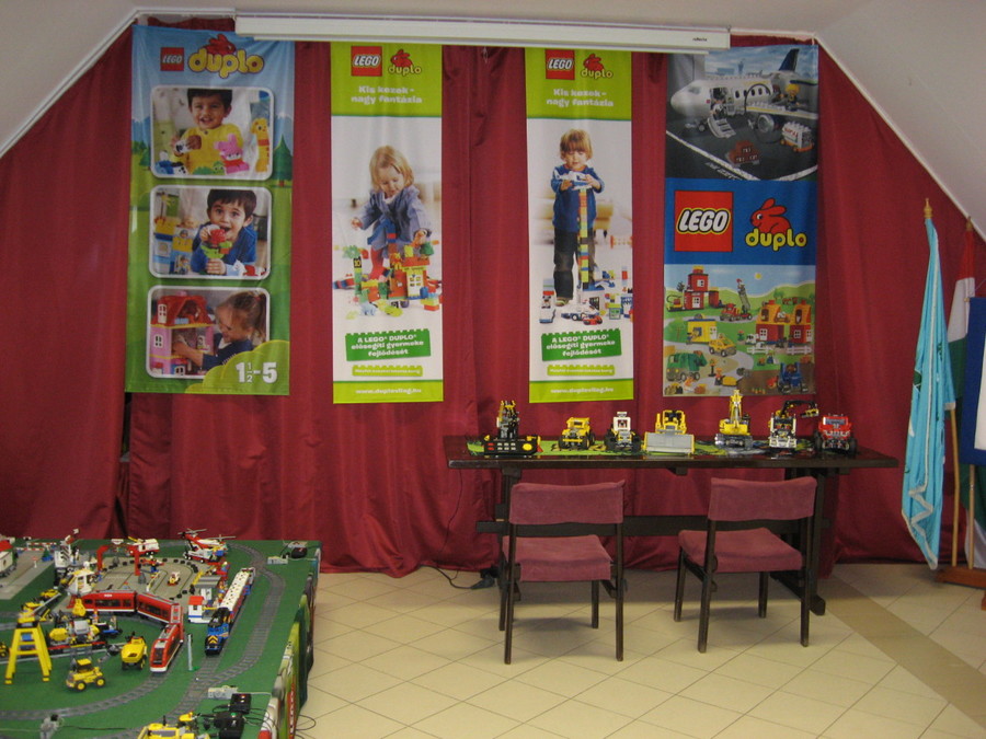 Lego kiállítás a Faluházban