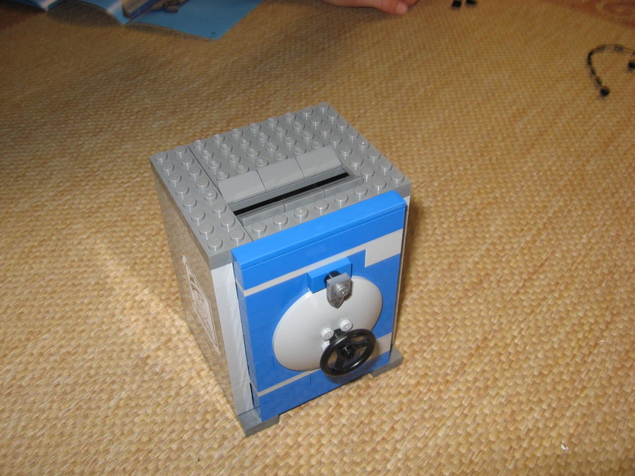 Lego persely építése