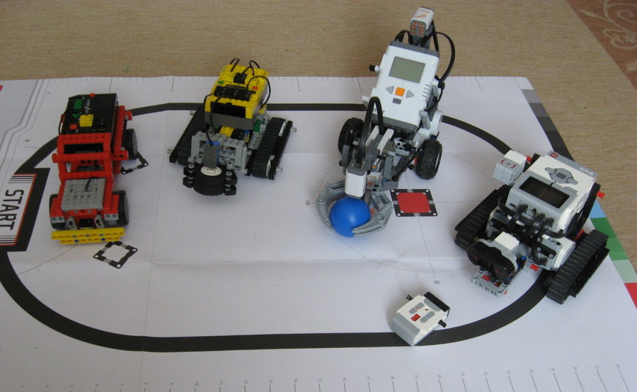 Lego robotokat építettünk