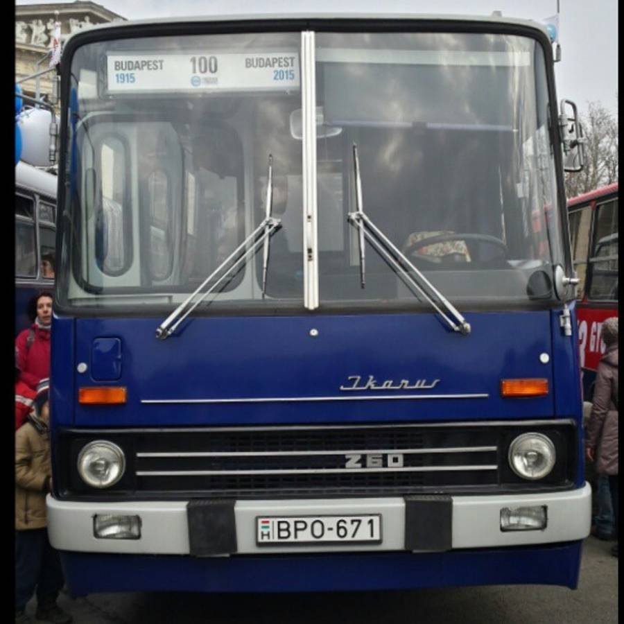 Ikarus 260