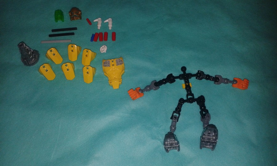 Hero Factory hős