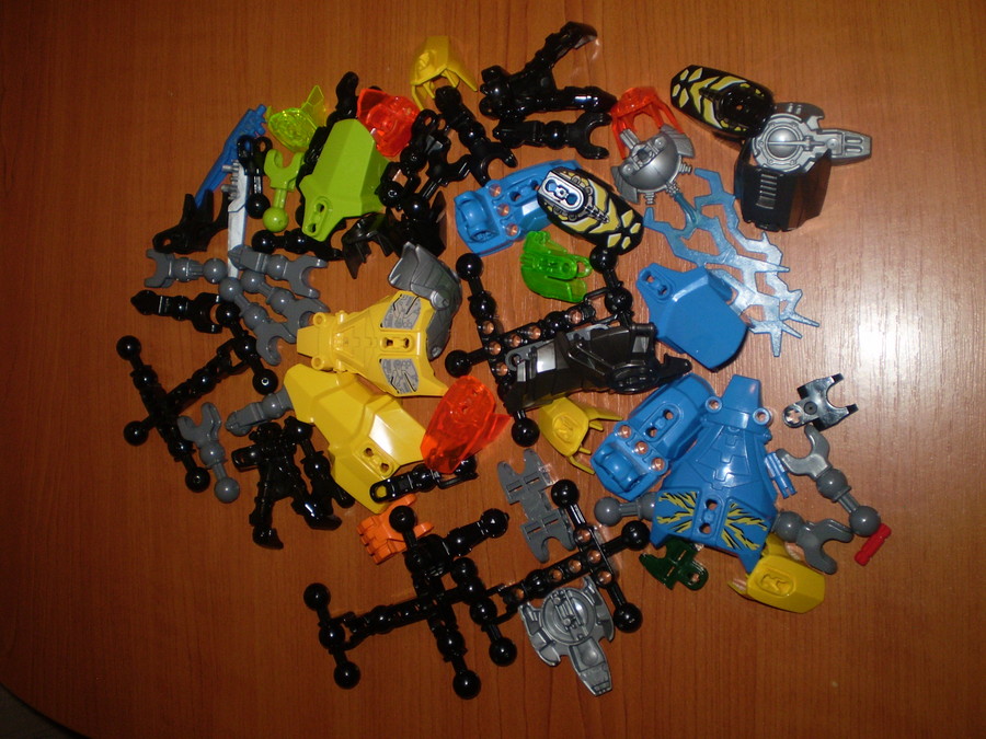 Hero Factory egyveleg