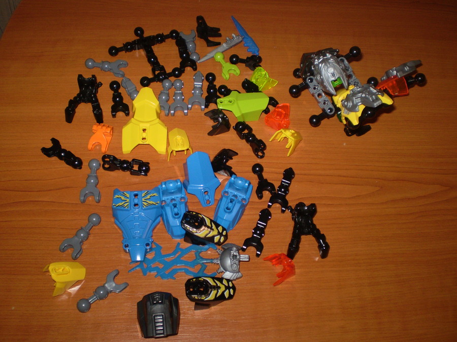 Hero Factory egyveleg