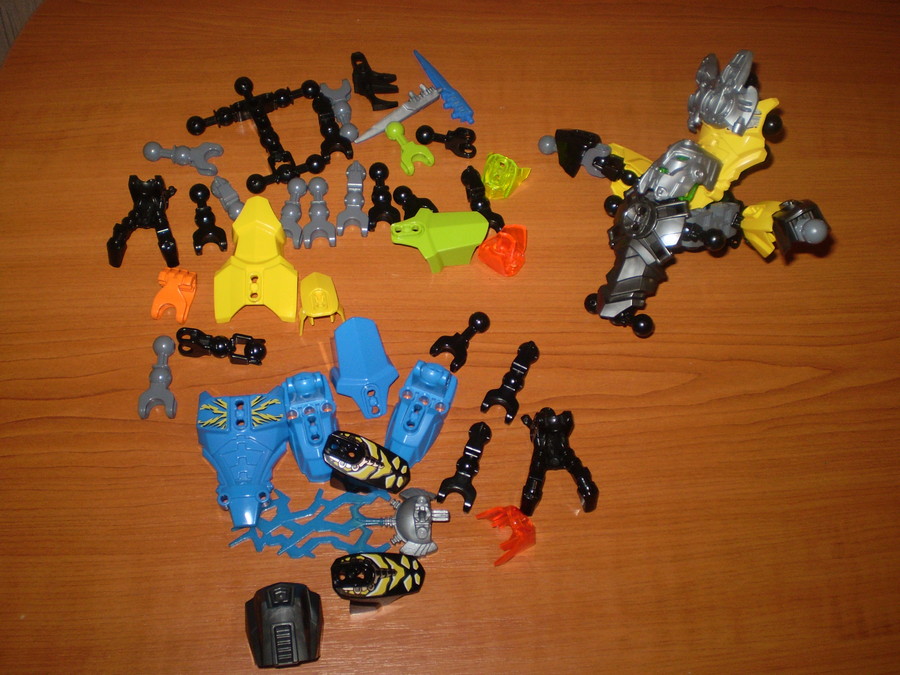 Hero Factory egyveleg