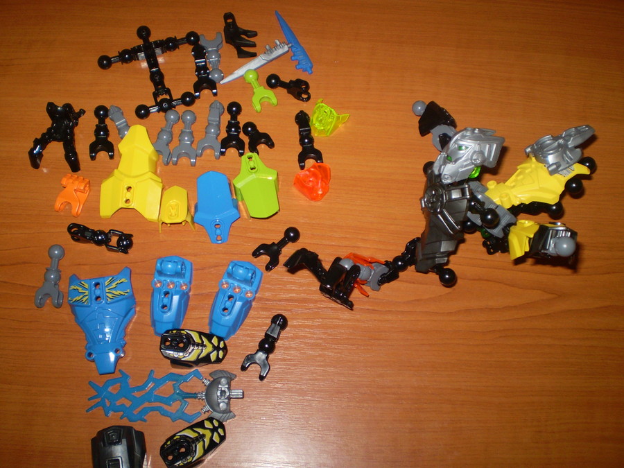 Hero Factory egyveleg