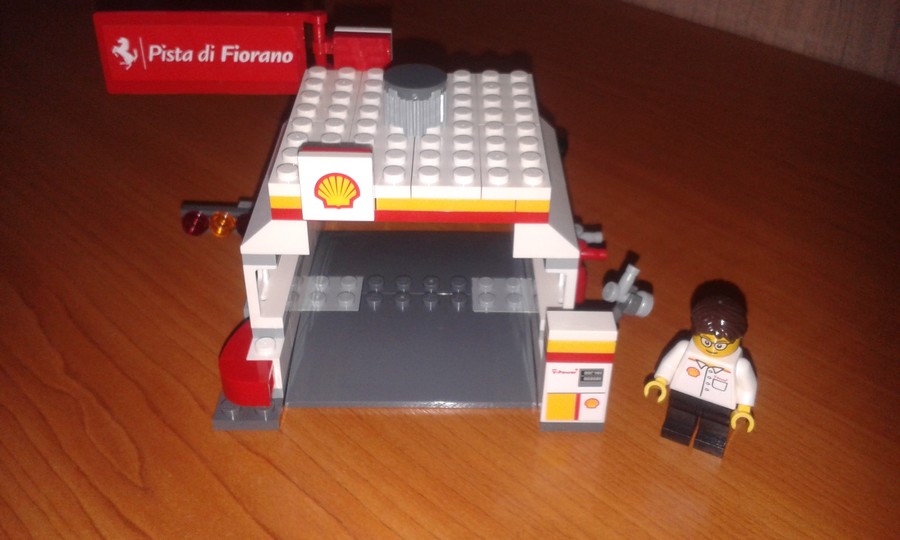 Shell töltőállomás