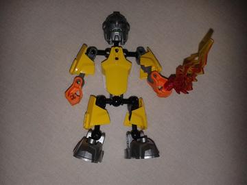 Hero Factory emberke
