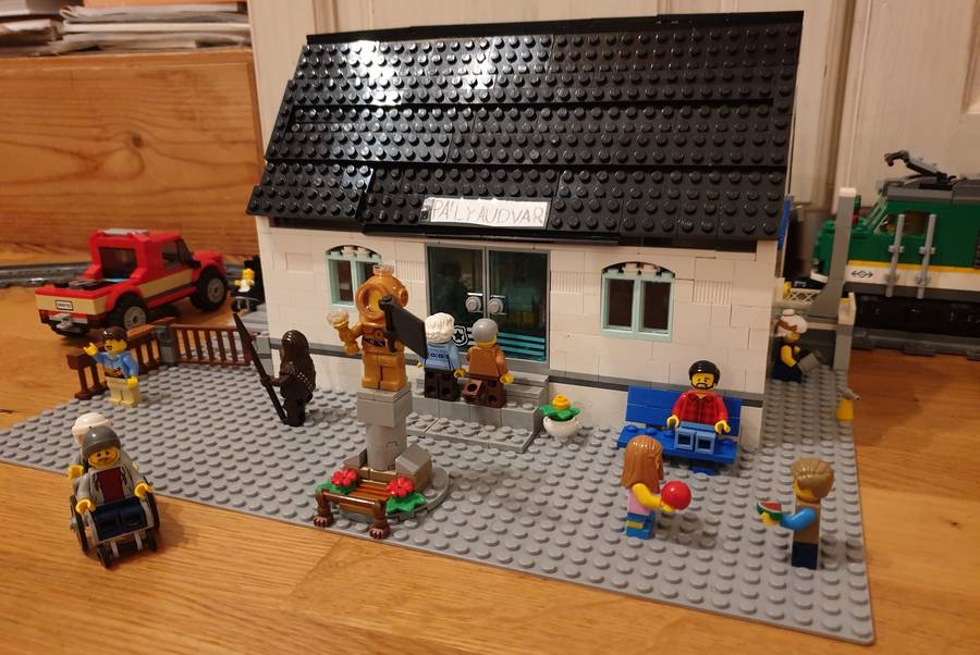 Vasútállomás Lego Cityben