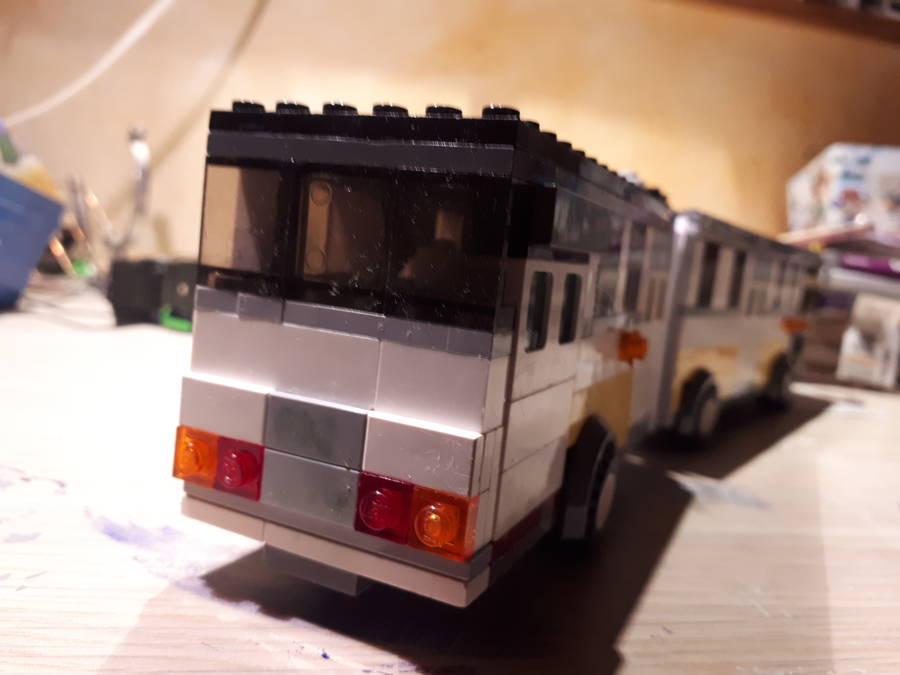 Ikarus 280.02