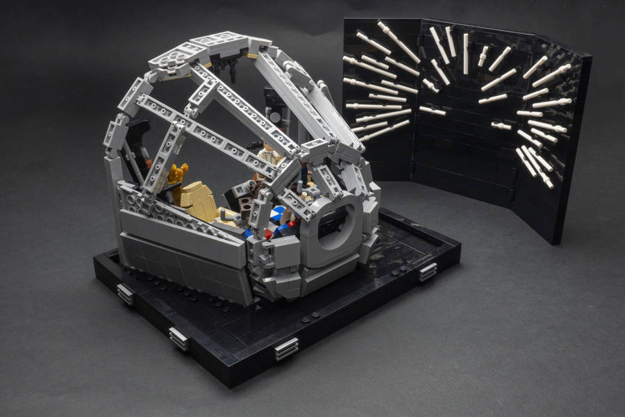 Millennium Falcon Cockpit Diorama