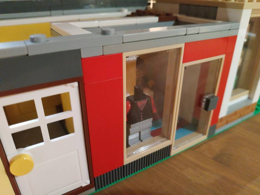 LEGO Épületsor- Saját építésű