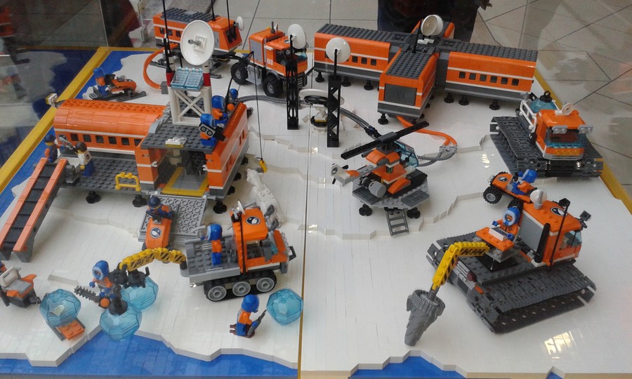 Lego kiállítást láttunk