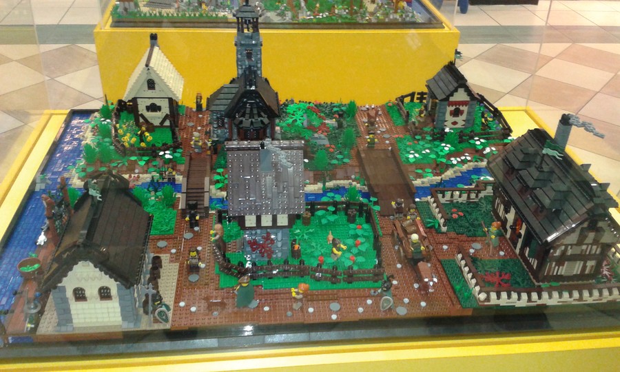Lego kiállítást láttunk