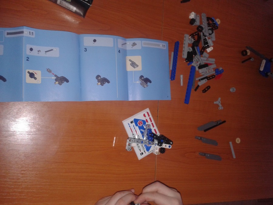 Technic egyrotoros helikopter