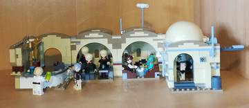 Mos Eisley Cantina