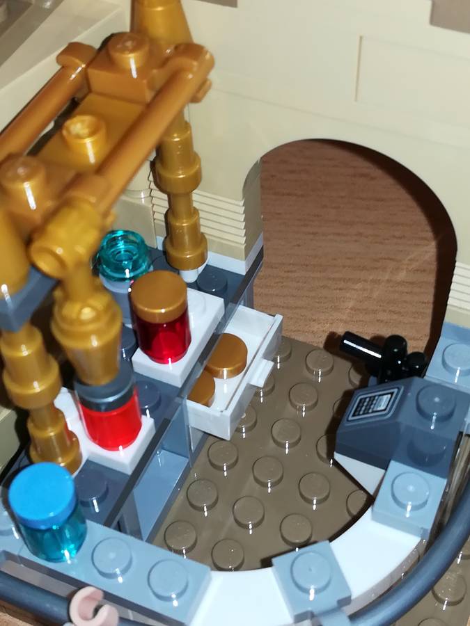 Mos Eisley Cantina