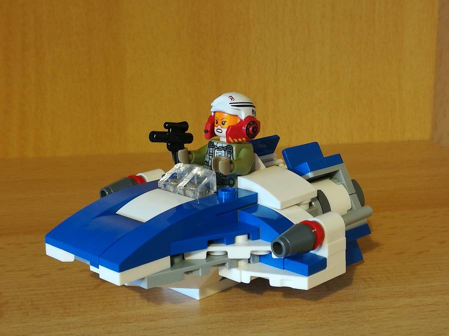 A-Wing vs. TIE Silencer Microfighters